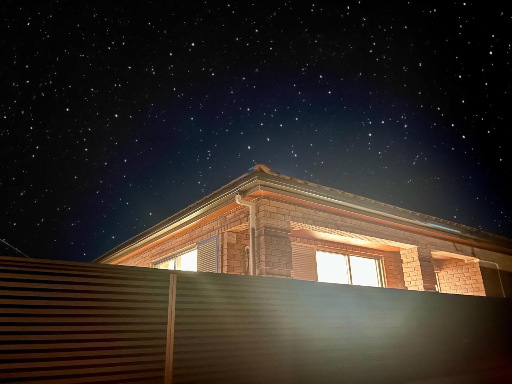 星降る夜と天然木の香りに包まれる新築癒しの隠れ家ishigaki Villa En えん Dış mekan fotoğraf