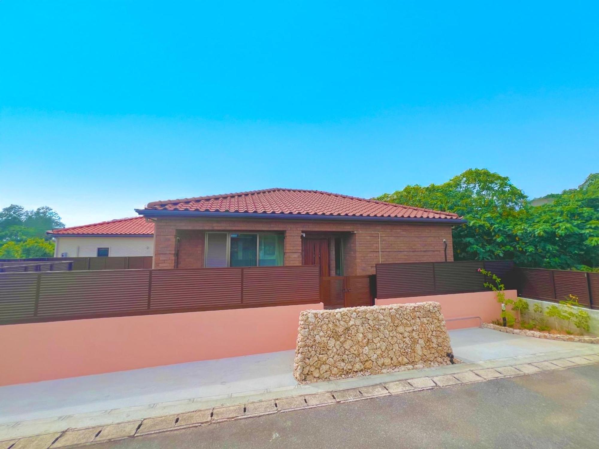 星降る夜と天然木の香りに包まれる新築癒しの隠れ家ishigaki Villa En えん Dış mekan fotoğraf